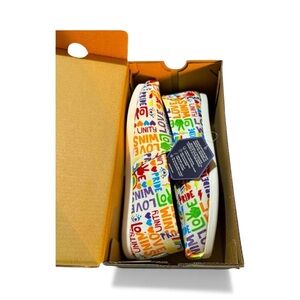 TOM’s NIB Alparagata Love Wins shoes